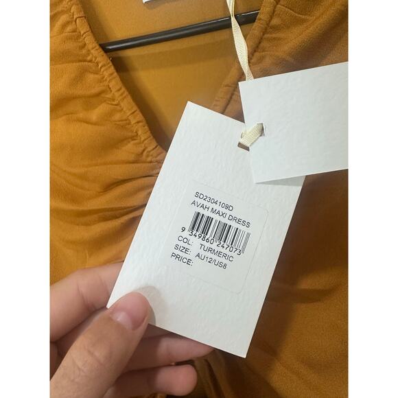 Significant Other NWT Avah Maxi Dress Sz 8 US in Turmeric Women’s Cut Out - Picture 5 of 9